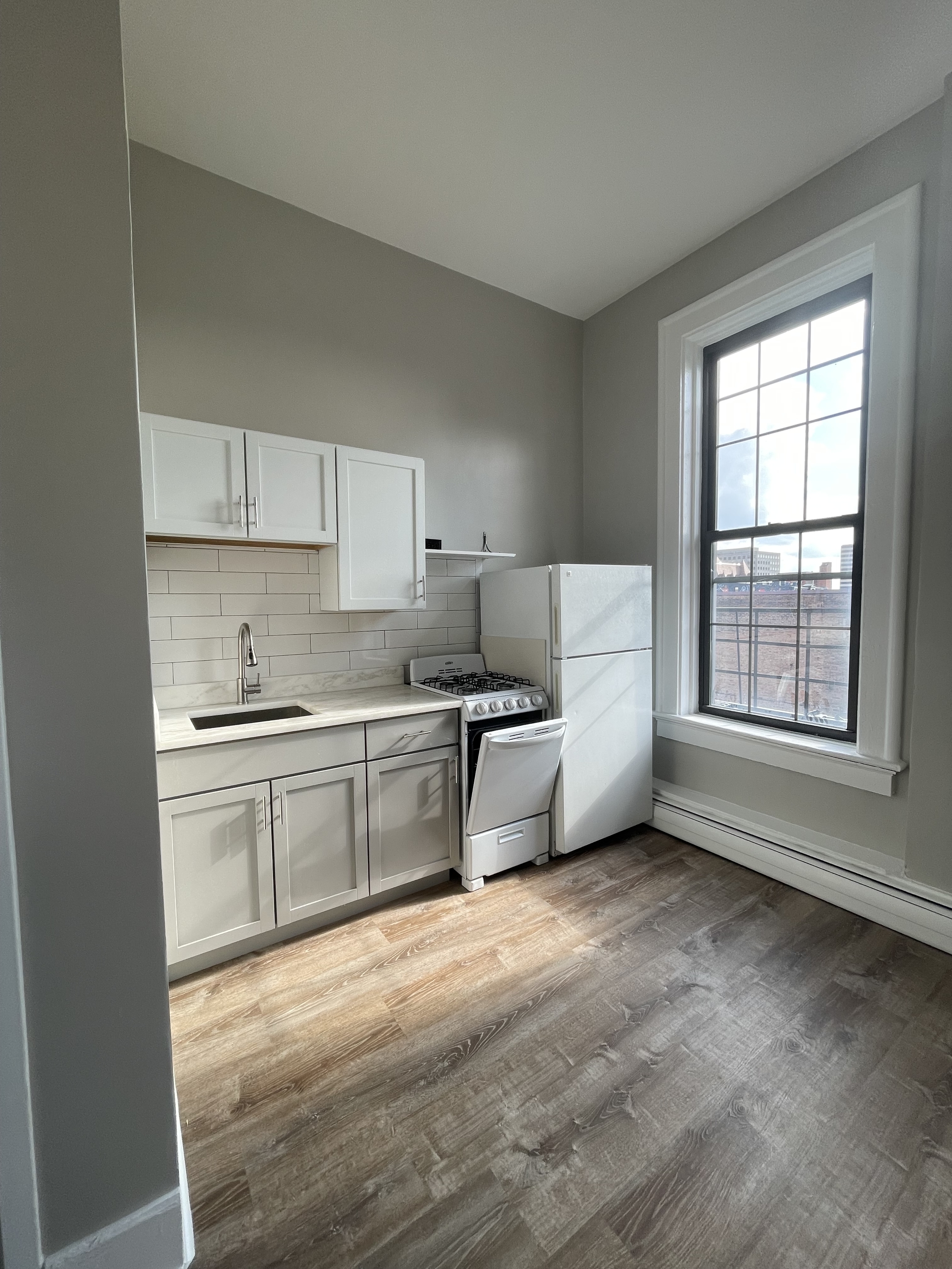 132 W Court Street - Apt-15